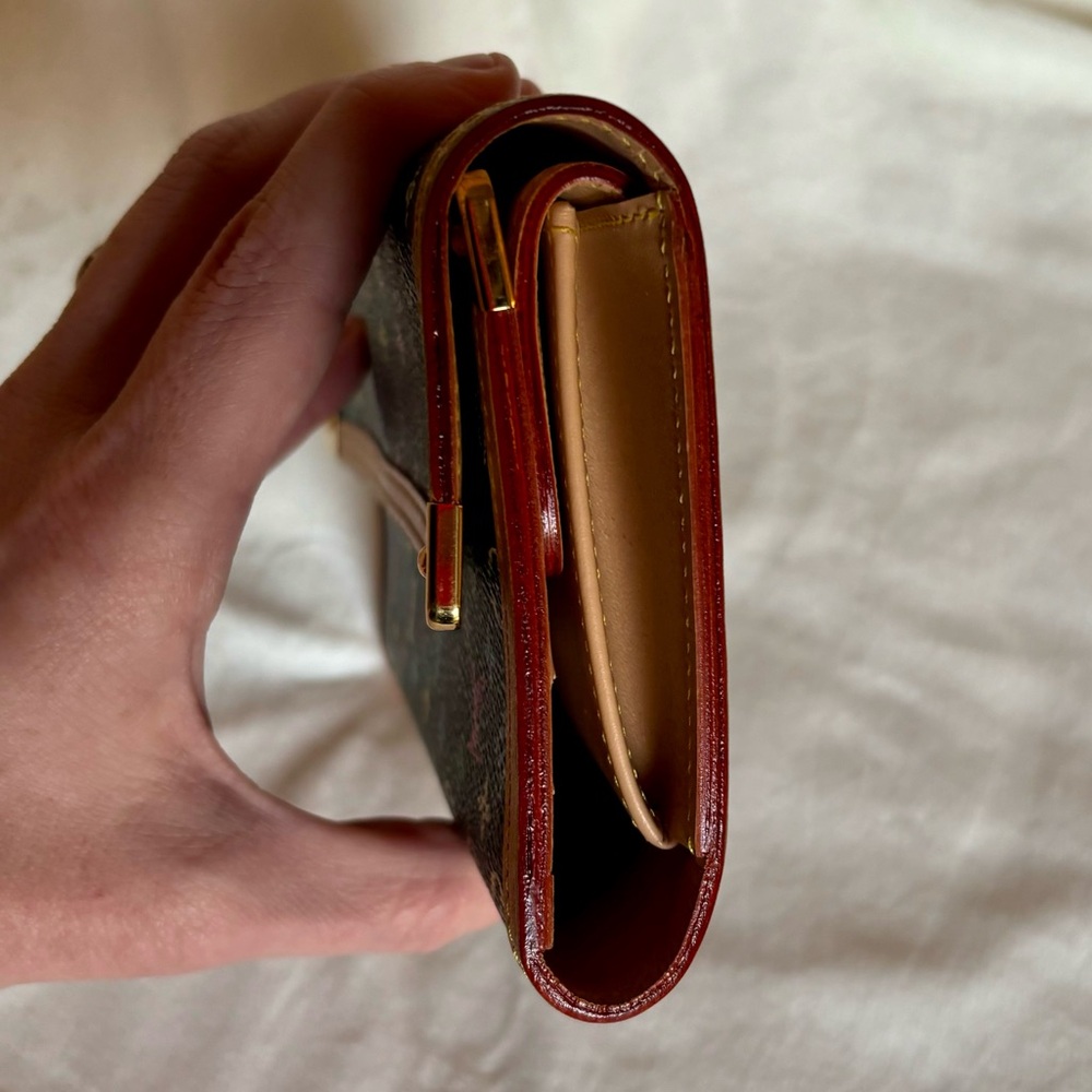 2005 Takashi Murakami x Louis Vuitton Monogram Porte Tresor International Wallet - Picture 5 of 12